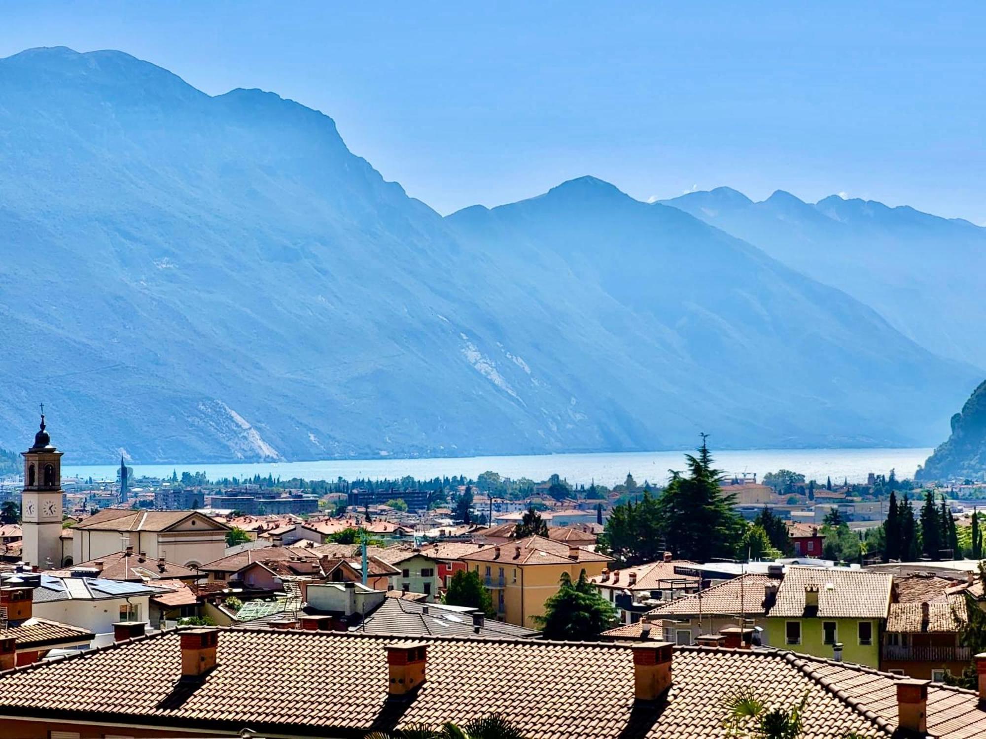 Appartamento Peppino Mit Seeblick Und Pool Riva del Garda Dış mekan fotoğraf